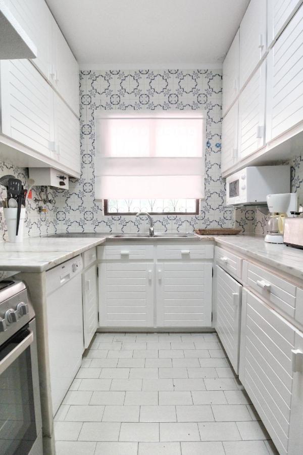 T3 Holiday Cottage Near The Beach | C225 Porches  Eksteriør billede