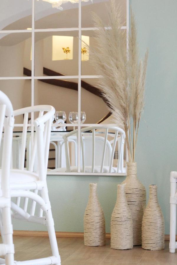 T3 Holiday Cottage Near The Beach | C225 Porches  Eksteriør billede