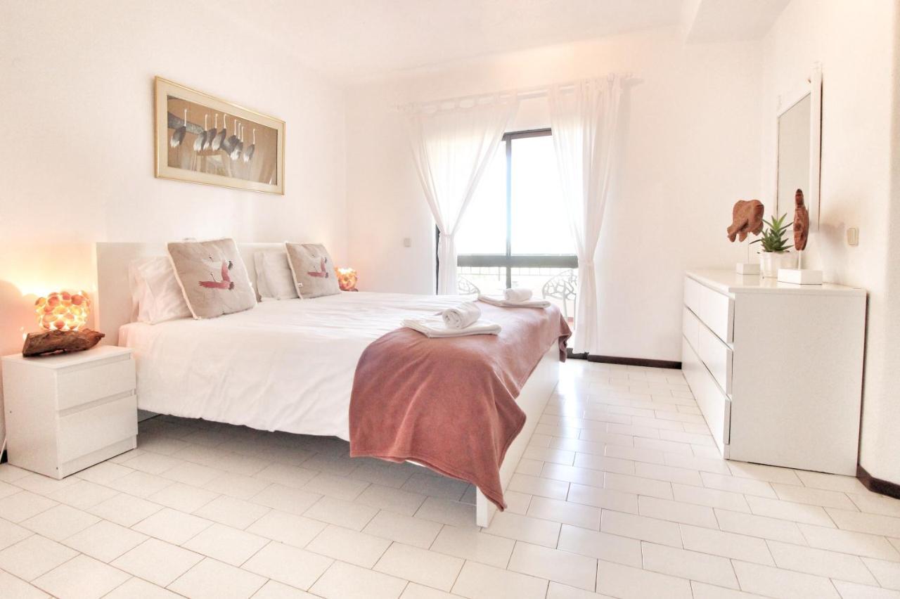 T3 Holiday Cottage Near The Beach | C225 Porches  Eksteriør billede